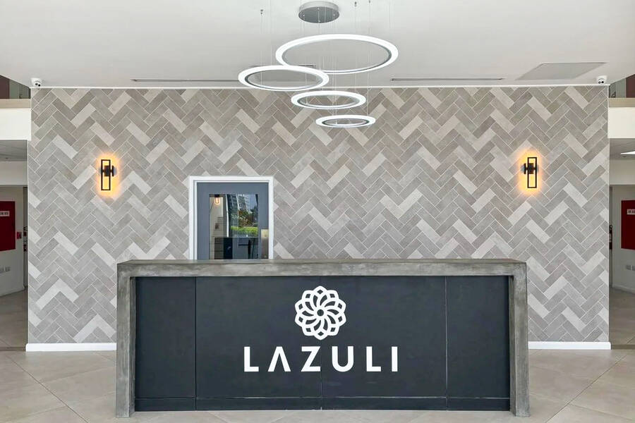Lazuli Apartments